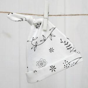 8716 czapeczka bloom