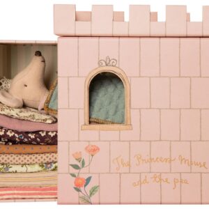 Maileg - Princess and the pea - Big sister mouse